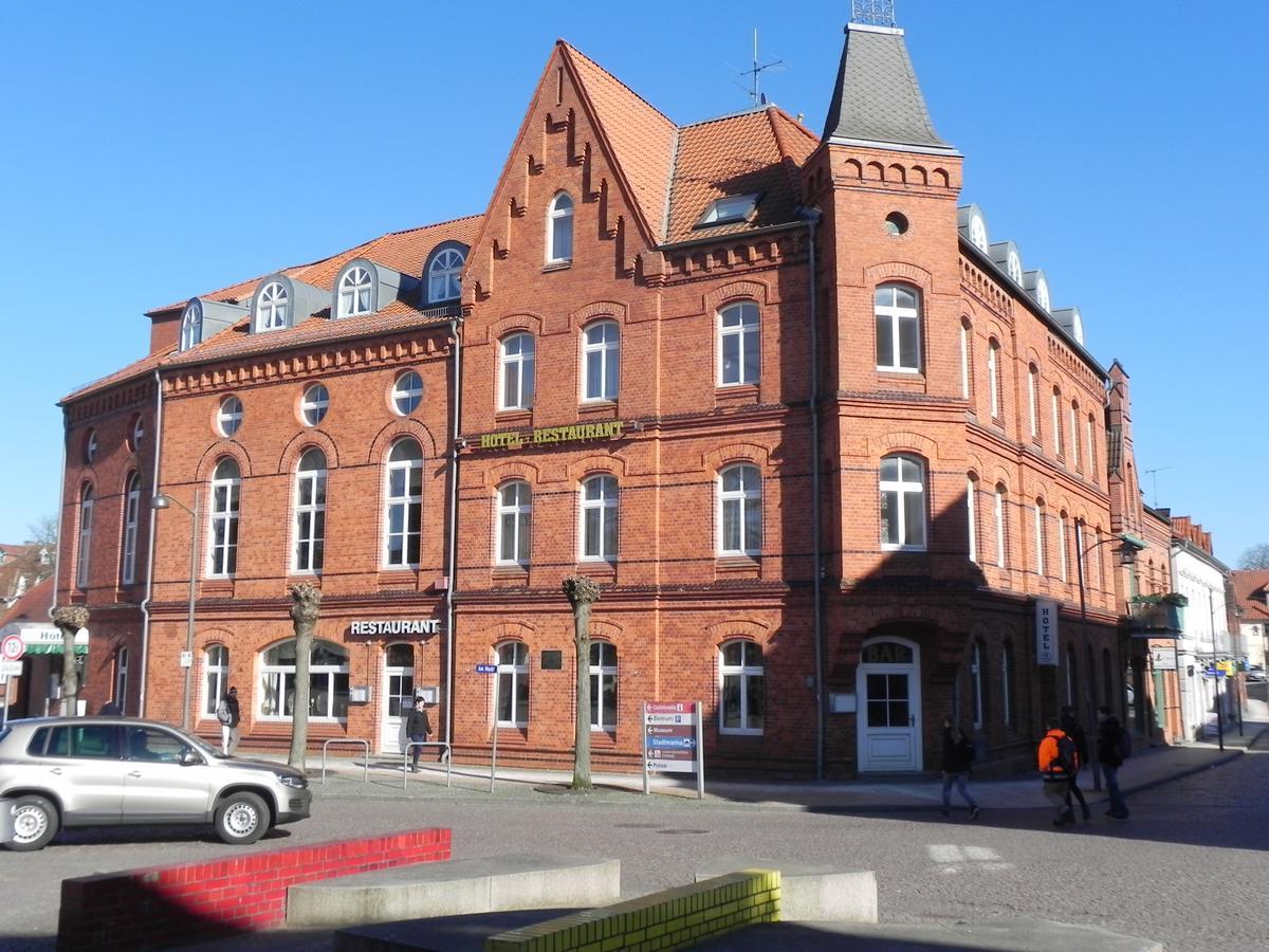 Zur Eldenburg Hotel Lübz Kültér fotó