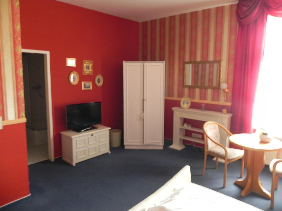 Zur Eldenburg Hotel Lübz Kültér fotó